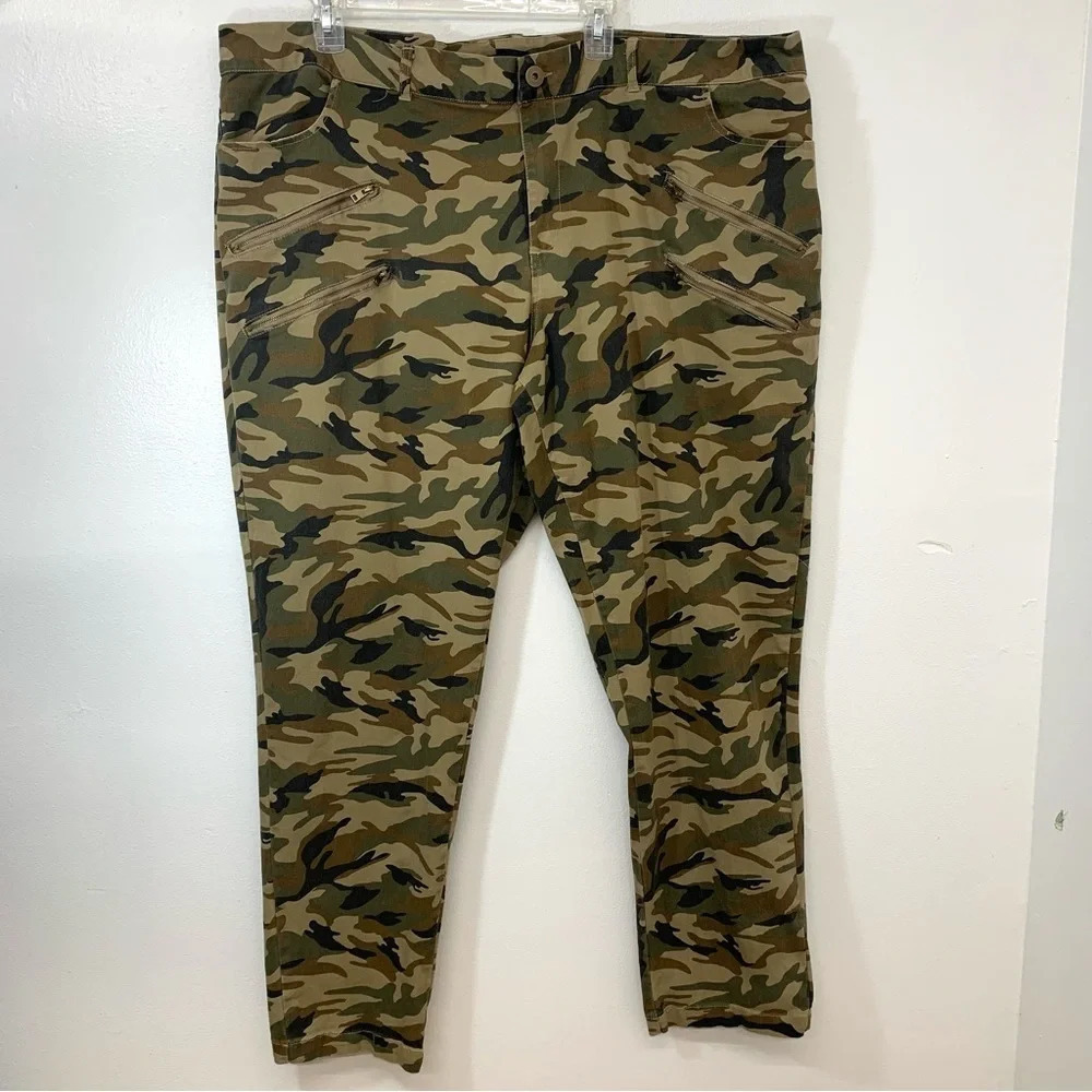 Ashley Stewart Pants Woman 26 Camo Moto Stretch Zip Pockets Brown Green Tapered